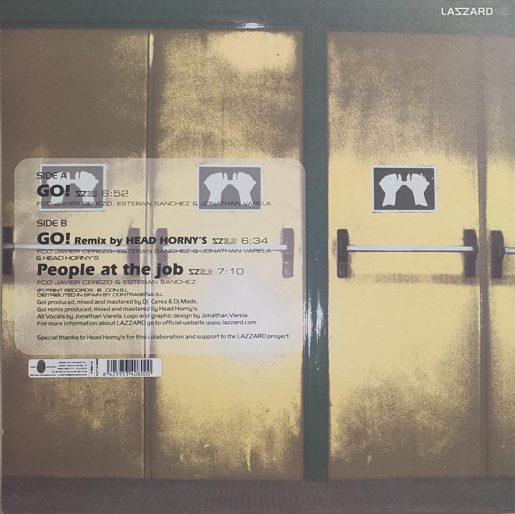 Contraportada del disco LAZZARD - GO! (Contraseña Records 2005). Diseño de portada y logotipo de LAZZARD creado por Jonathan Varela